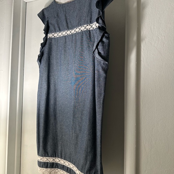 Blue Denim/Chambray and Lace Mini Shift Dress As Seen On Daisy Ridley XS - Picture 3 of 4